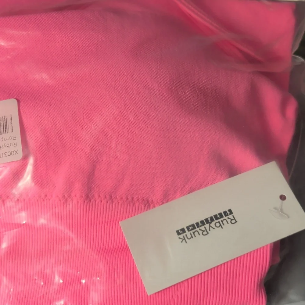 Ruby Runk Women's Workout Short Romper Bodycon NIP Hot Pink Large